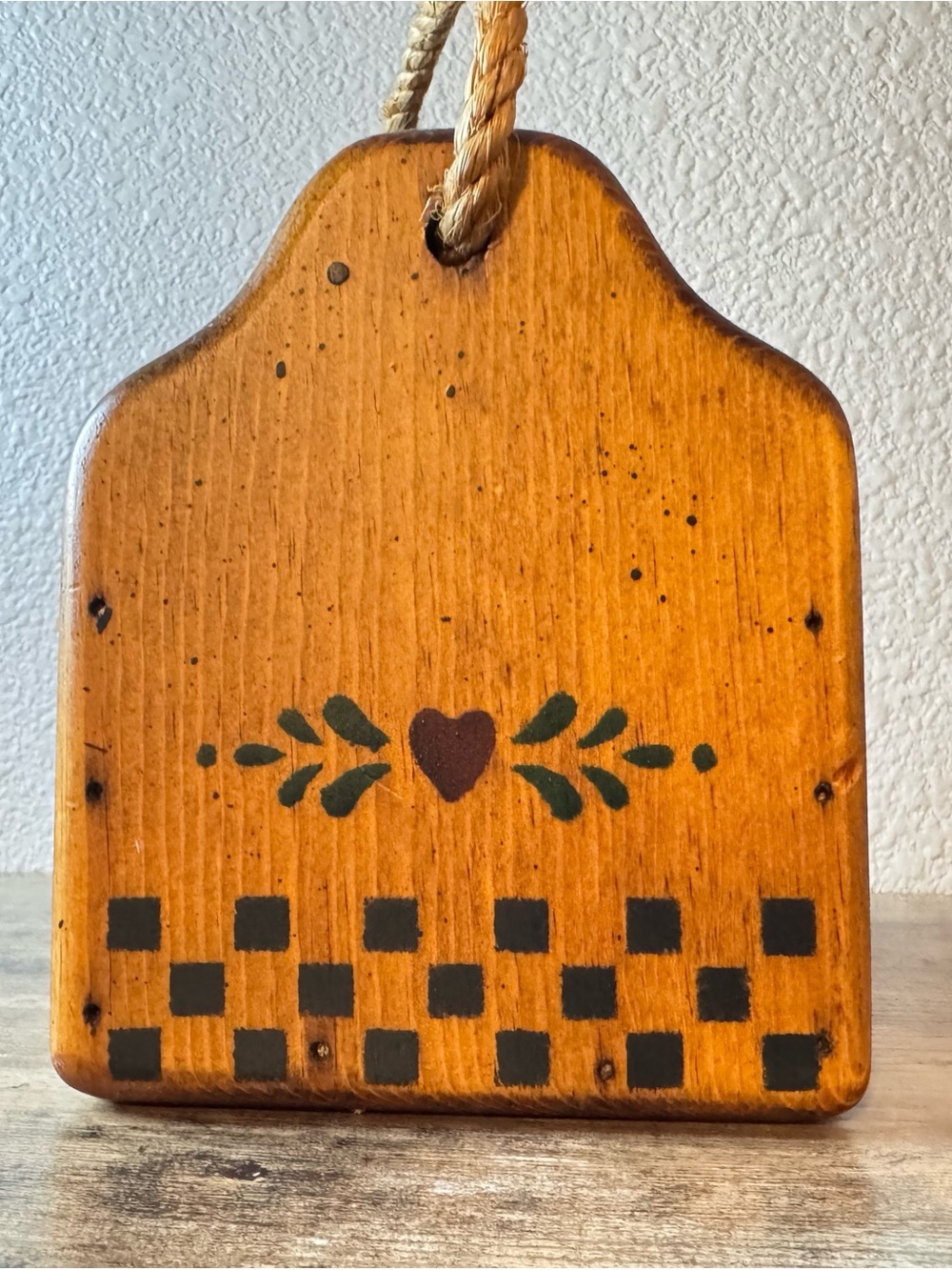 Hand-Painted Rustic Wooden Caddy in Warm Honey Brown by - Picture 4 of 10